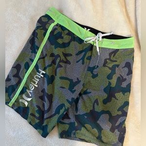 Hurley phantom board short size 36” army neon green